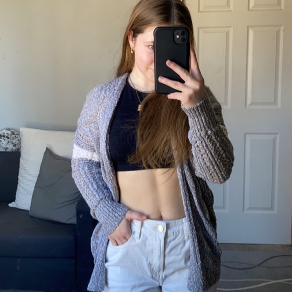 Hollister Grey Knitted Cardigan - Picture 7 of 9